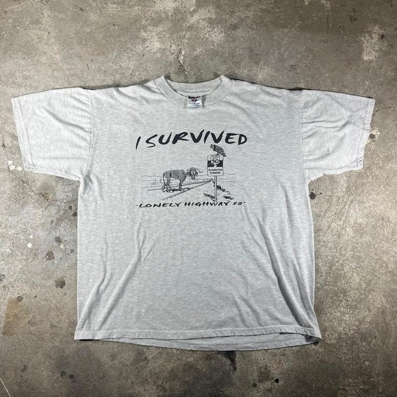 Grey vintage 90s t-shirt with "I Survived Lonely Highway 50" design - Picture 1 of 5